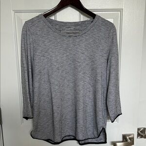 Talbots Women's Black and White 3/4 Sleeve Top